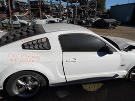 2006 Ford Mustang GT White 4.6L AT #F23395